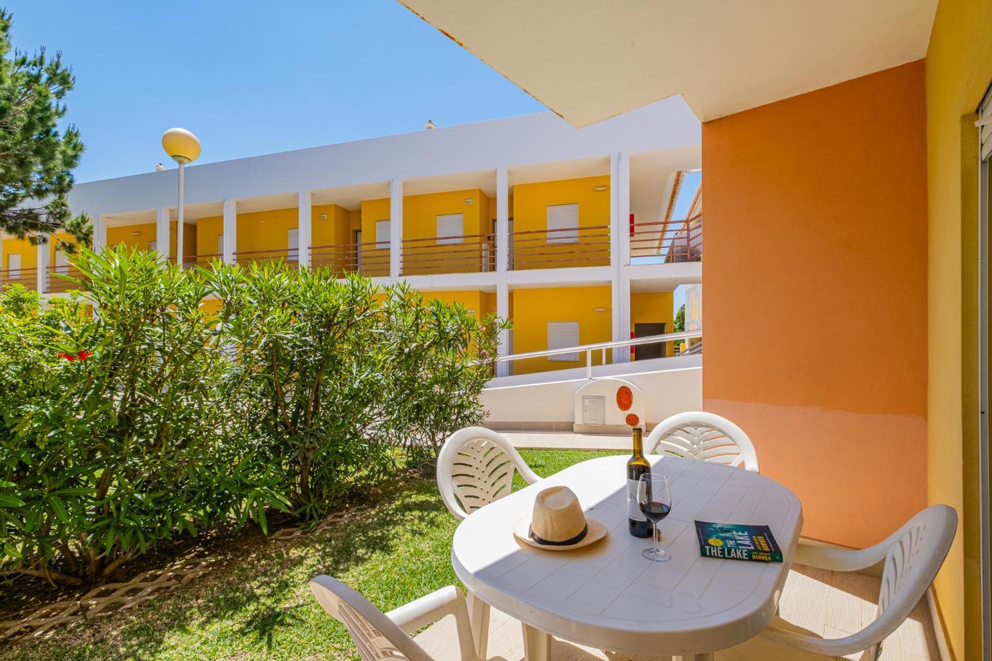 Pool&beach In Encosta De São José Apartamento *